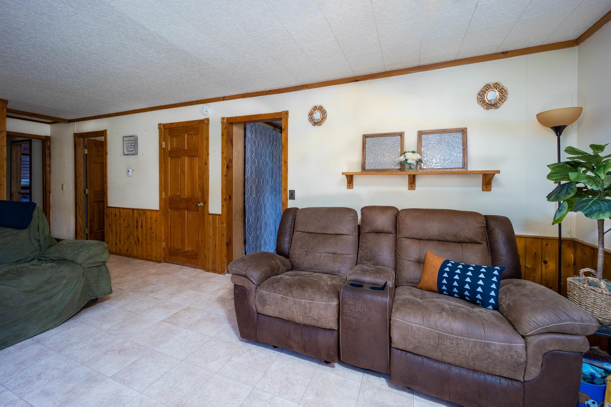 1124 Highway 109 Waterville, VT 05492 - Photo 11 of 39 Gallery Image 11