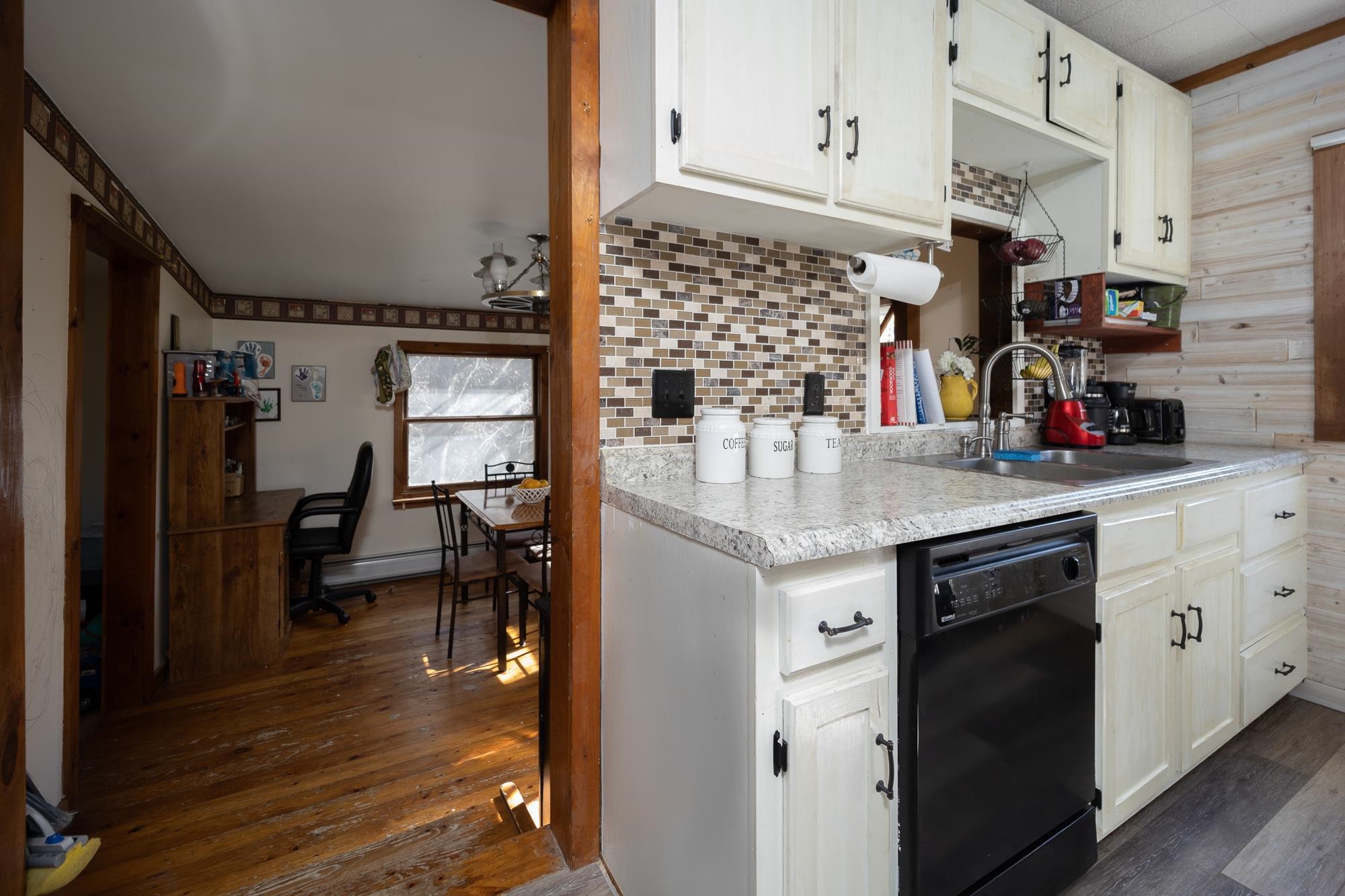 1124 Highway 109 Waterville, VT 05492 - Photo 16 of 39 Gallery Image 16
