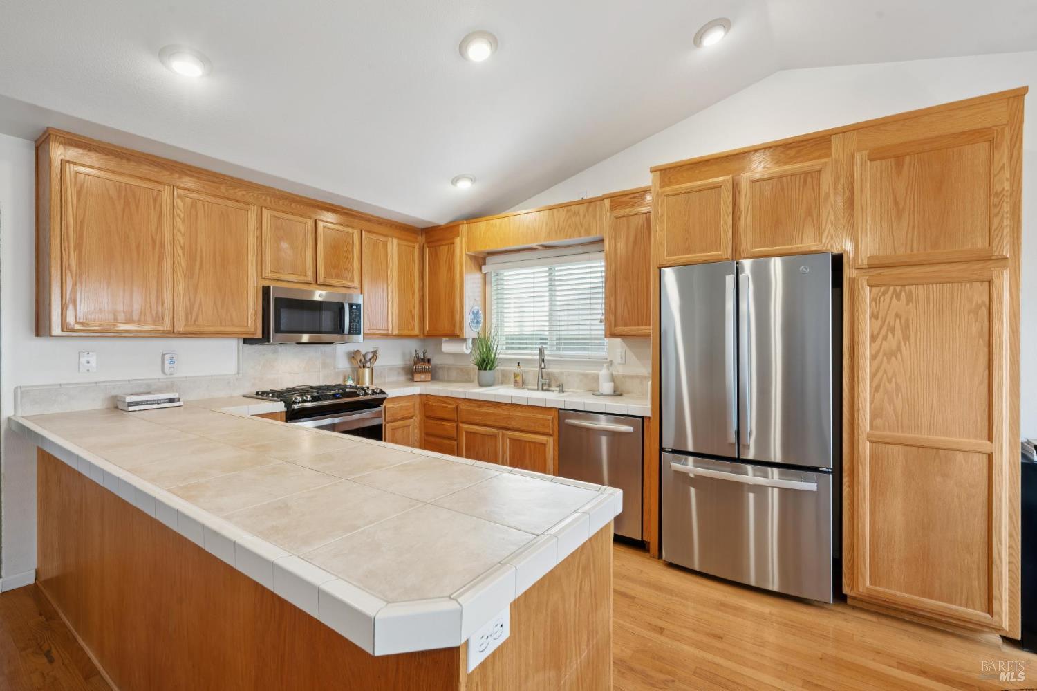 9830 Marcella Lane Windsor, CA 95492 - Photo 19 of 40