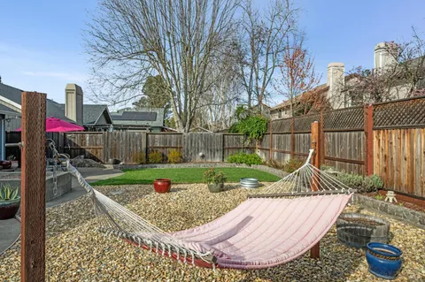$815,000 | 9830 Marcella Lane, Windsor, CA 95492