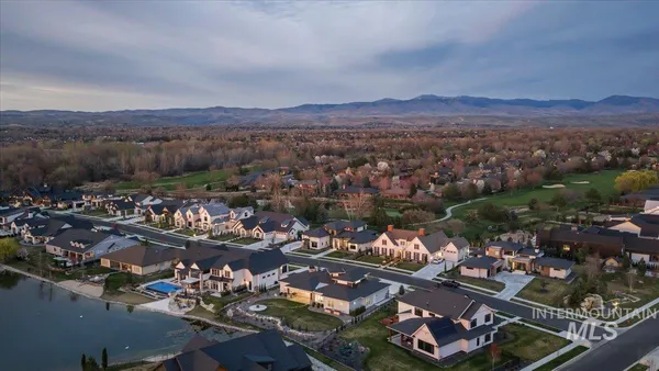 $1,997,000 | 2379 South Mallard Wing Way, Eagle, ID 83616