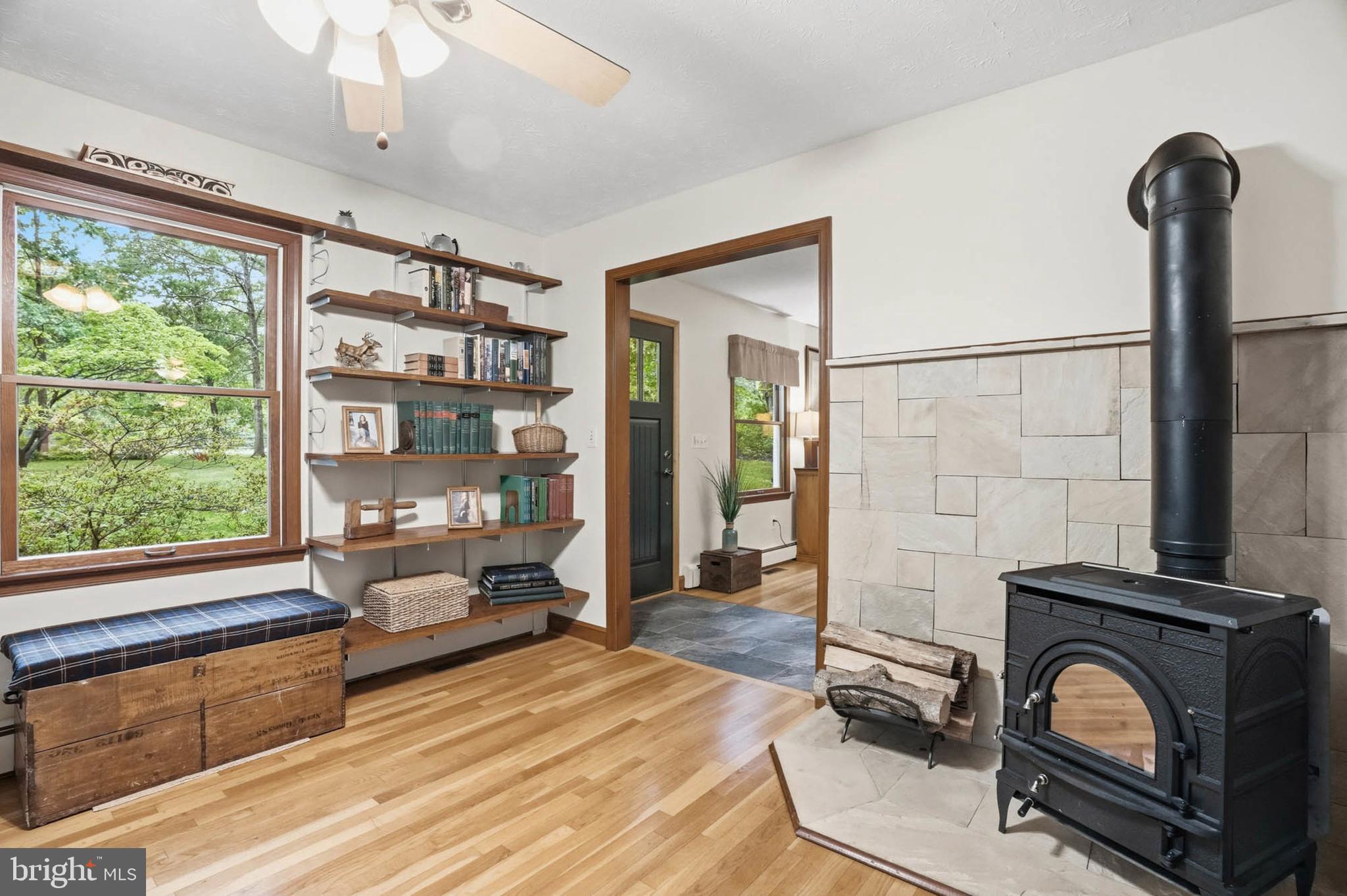 7049 Mink Hollow Road Highland, MD 20777 - Photo 40 of 72 Den / office