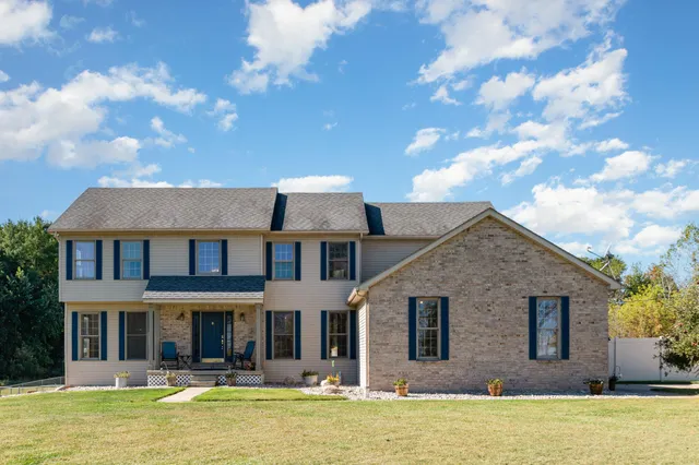 $500,000 | 4815 Herrington Road North, Webberville, MI 48892