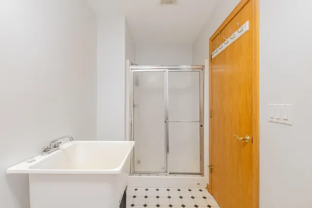 $500,000 | 4815 Herrington Road North, Webberville, MI 48892