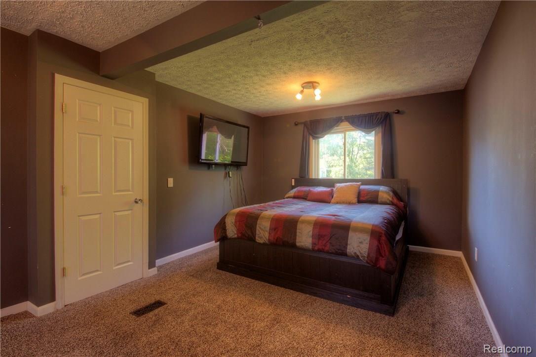 18551 Williamsville Road Gregory, MI 48137 - Photo 11 of 34 930A7326_7_8.jpg