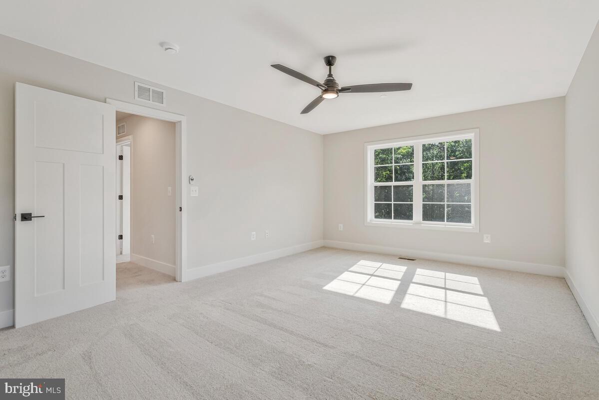 6440 West Shady Side Road Shady Side, MD 20764 - Photo 28 of 51 Primary Bedroom