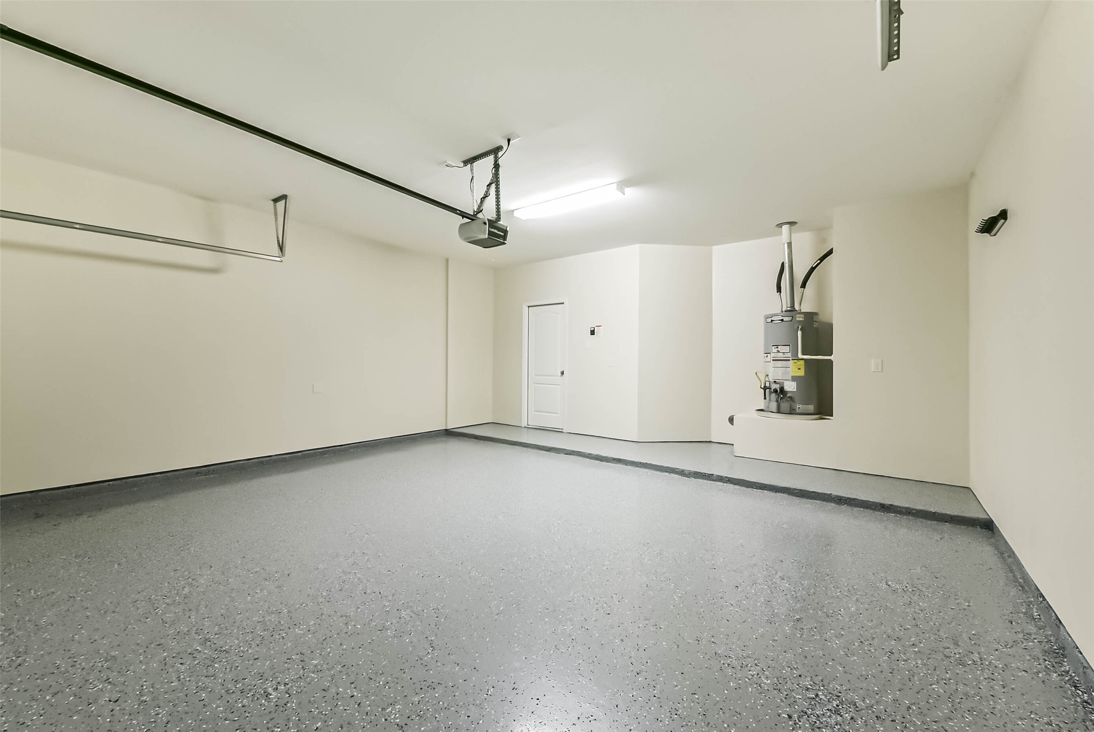 11626 Moonstruck Lane Houston, TX 77048 - Photo 32 of 35 a view of an empty room