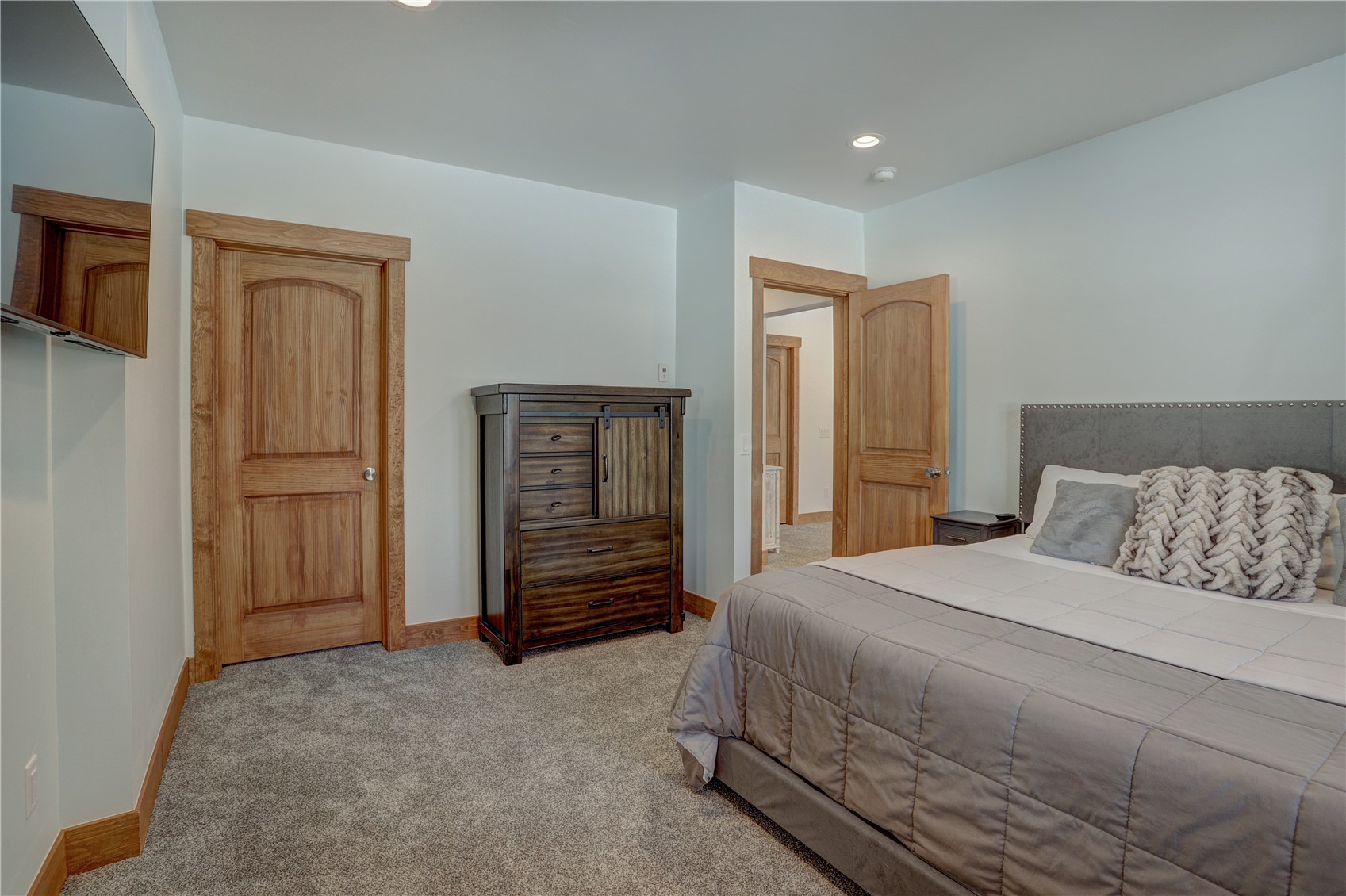 157 Barton Way Breckenridge, CO 80424 - Photo 17 of 40