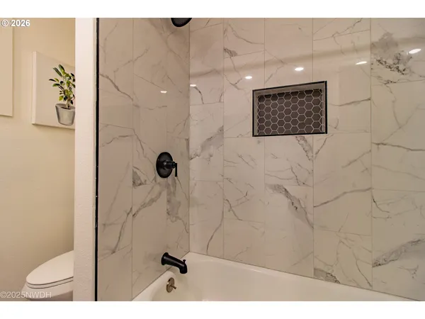 $549,900 | 1682 Hemlock Street, Eugene, OR 97404