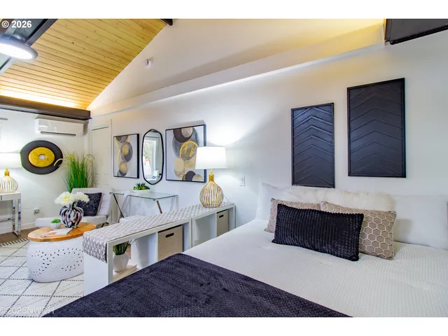 $599,999 | 1682 Hemlock Street, Eugene, OR 97404