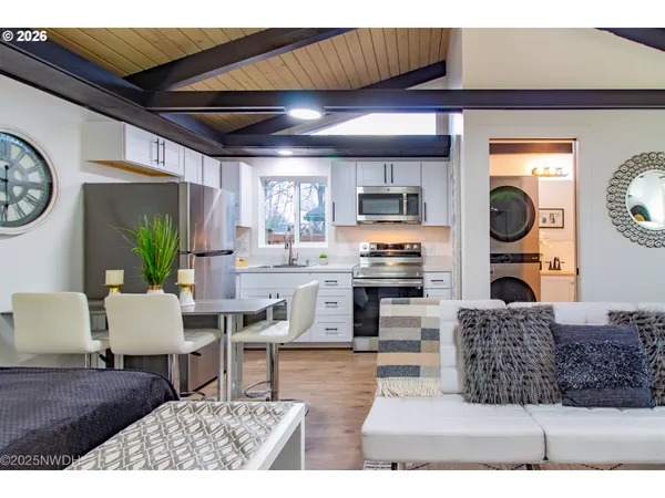 $549,900 | 1682 Hemlock Street, Eugene, OR 97404