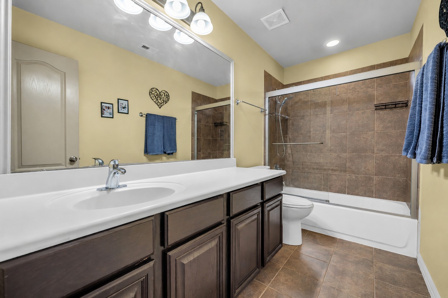 12006 Bayou Junction Road Cypress, TX 77433 - Photo 25 of 38 Secondary full bath