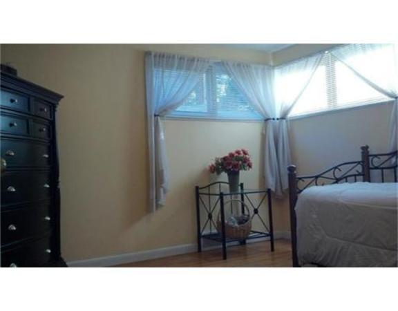 23 Rosedale Avenue Springfield, MA 01128 - Photo 8 of 13