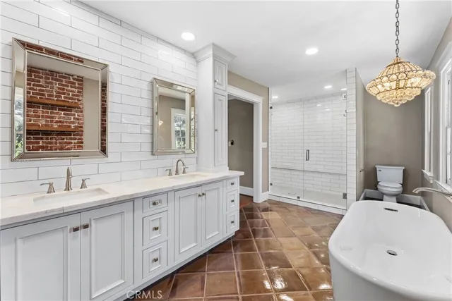 $8,000 | 1205 West Highland Avenue, Redlands, CA 92373