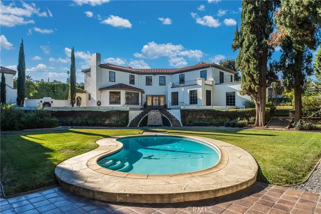 $8,000 | 1205 West Highland Avenue, Redlands, CA 92373