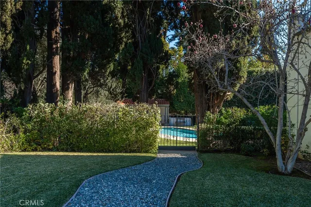 $8,000 | 1205 West Highland Avenue, Redlands, CA 92373