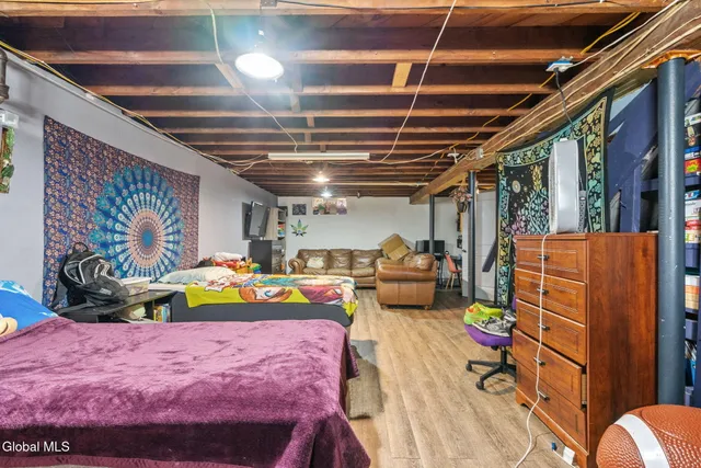 $259,900 | 104 Rotterdam Street, Rotterdam, NY 12306