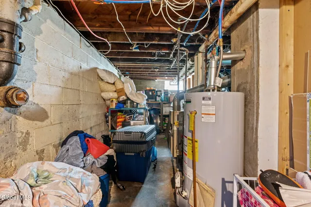 $259,900 | 104 Rotterdam Street, Rotterdam, NY 12306