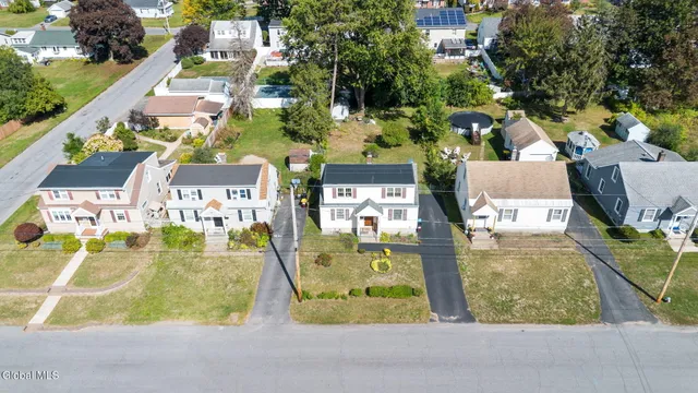 $259,900 | 104 Rotterdam Street, Rotterdam, NY 12306