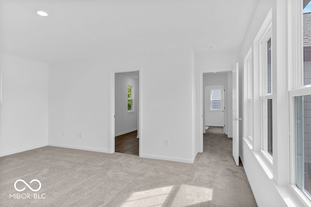 15958 Meadow Frost Court Fishers, IN 46037 - Photo 18 of 43