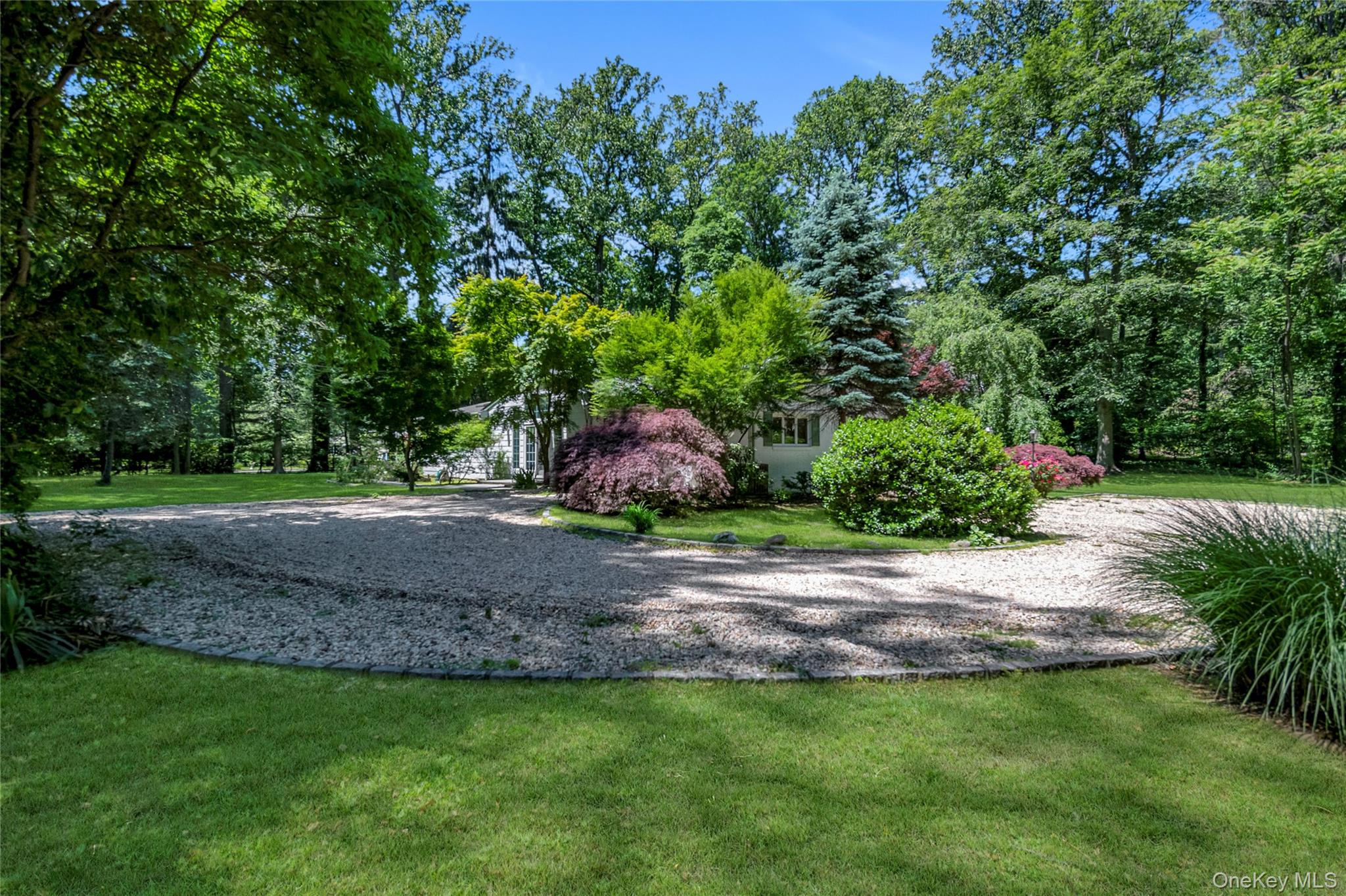 5 Eden Roc Drive Locust Valley, NY 11560 - Photo 28 of 30