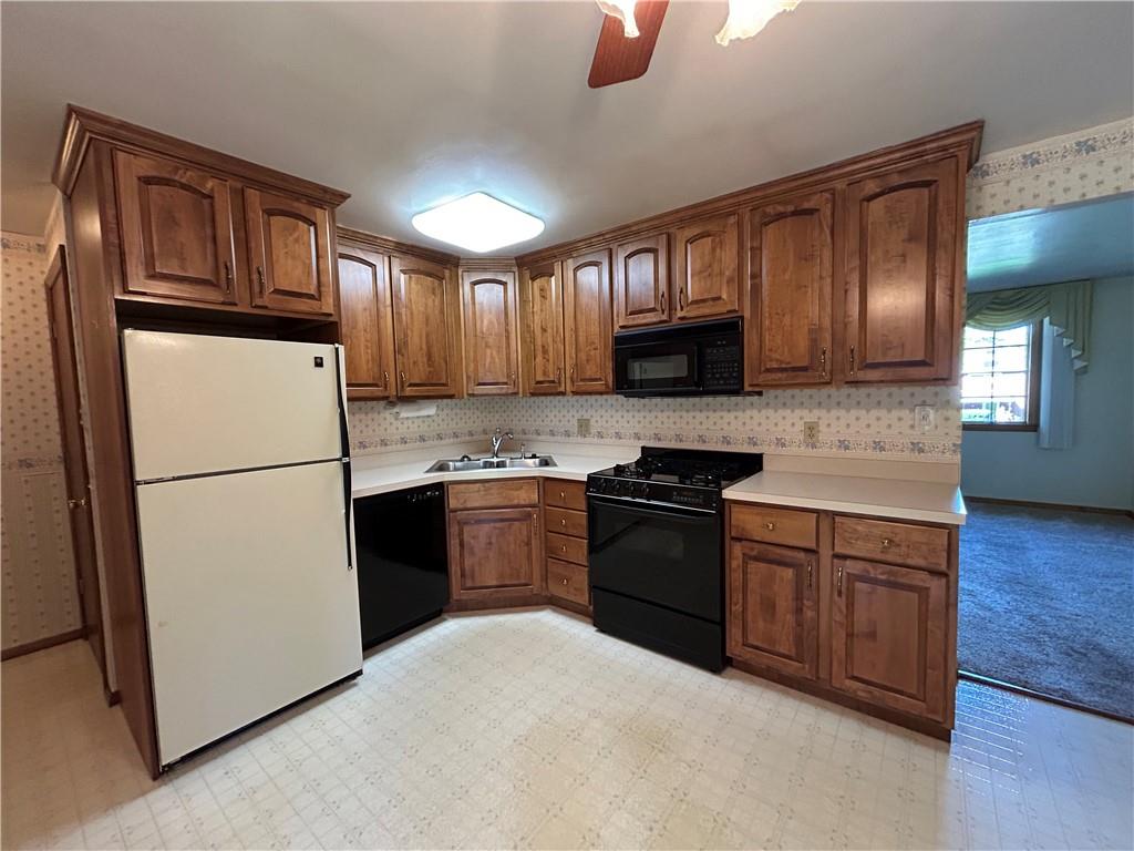 612 Chinaberry Road Monroeville, PA 15146 - Photo 5 of 30 Gallery Image 5