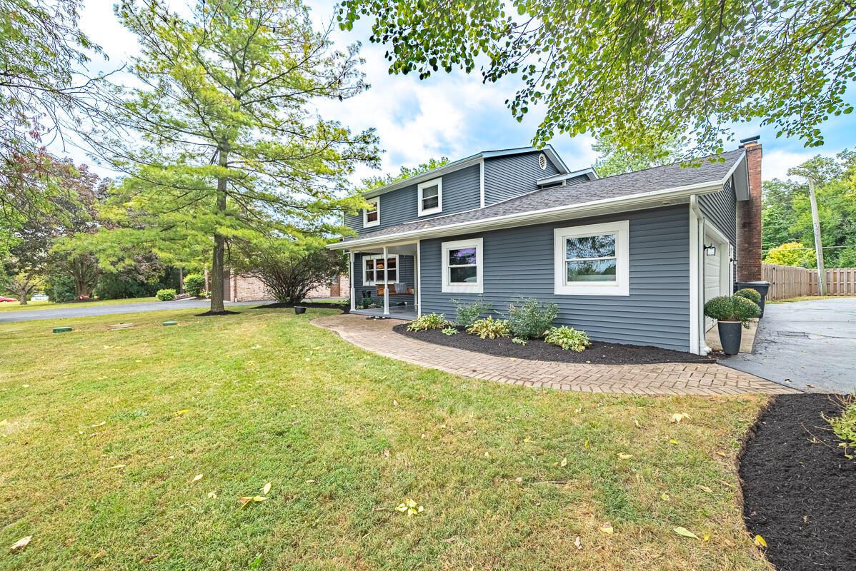 2099 White Road Grove City, OH 43123 - Photo 4 of 51 Side Load Garage