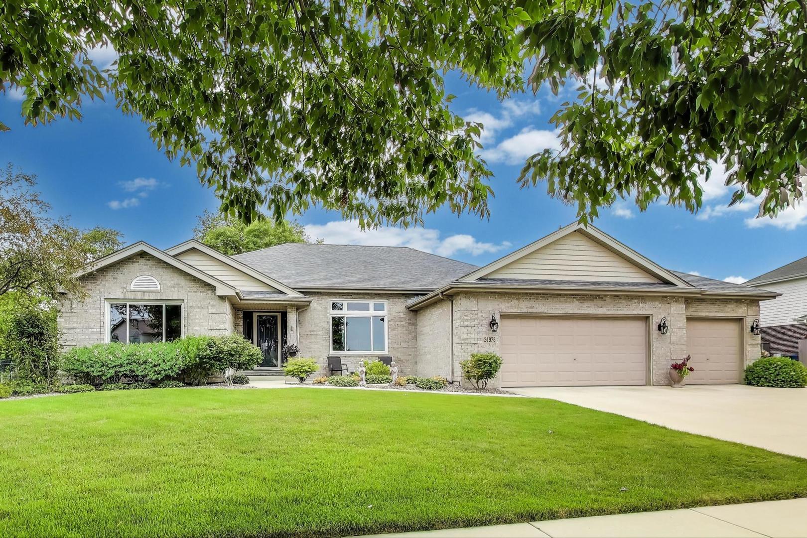 21973 Rosemary Road Frankfort, IL 60423 - Photo 1 of 48 Gallery Image 1