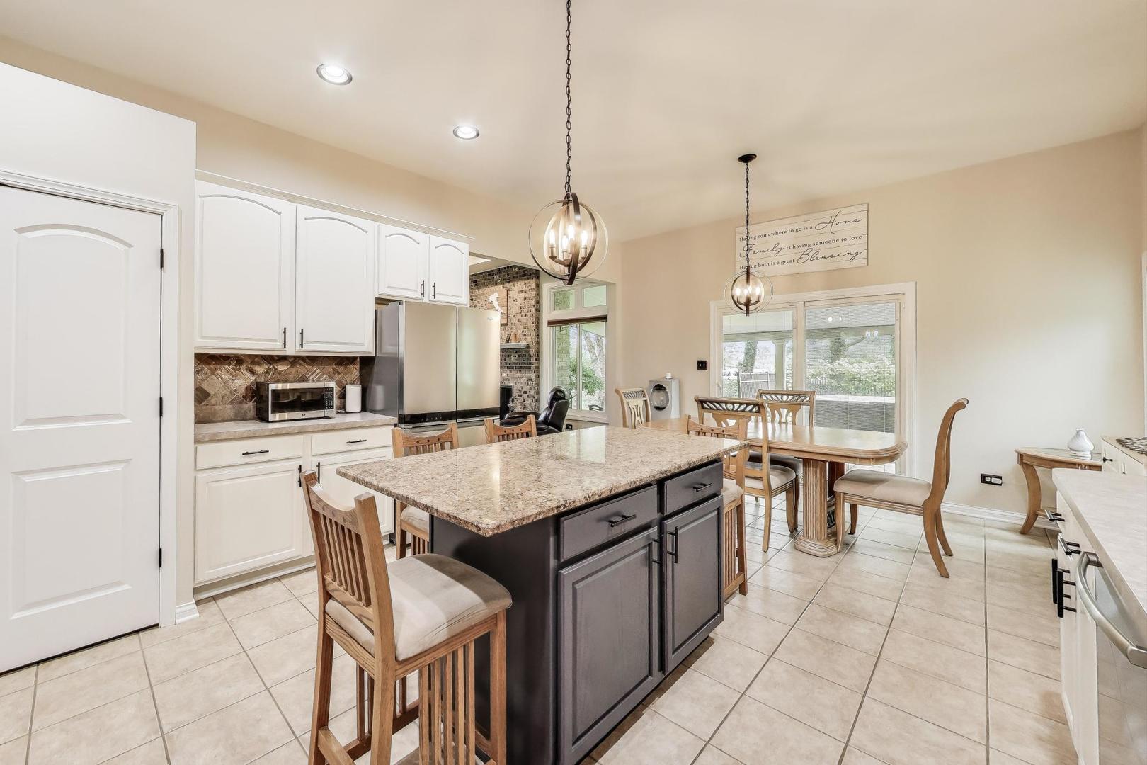 21973 Rosemary Road Frankfort, IL 60423 - Photo 14 of 48 Gallery Image 14