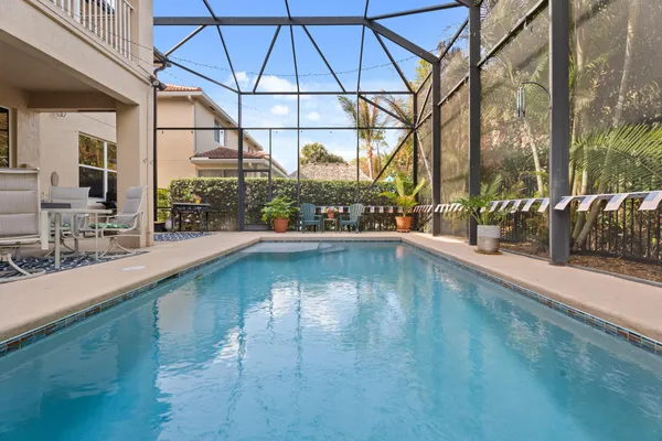 $749,500 | 5935 Southeast Crooked Oak Avenue, Hobe Sound, FL 33455