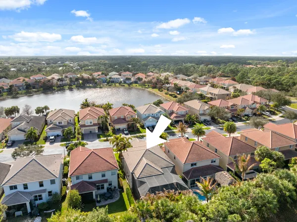 $749,500 | 5935 Southeast Crooked Oak Avenue, Hobe Sound, FL 33455