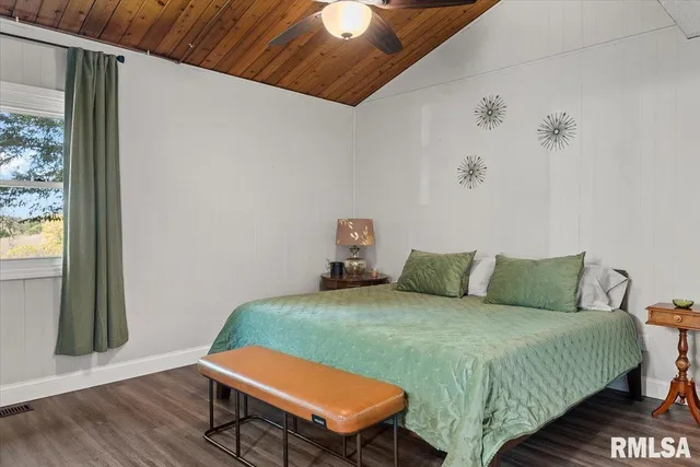 $305,000 | 12 Quail Lane, Jacksonville, IL 62650