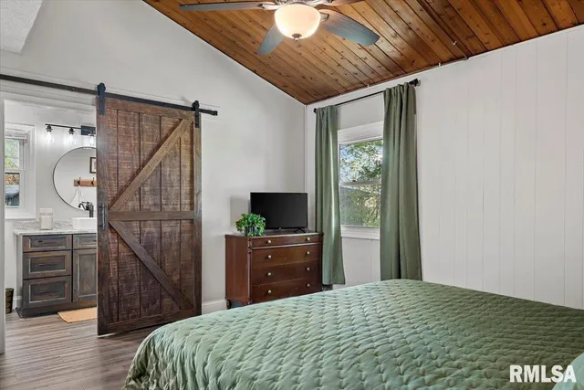 $305,000 | 12 Quail Lane, Jacksonville, IL 62650