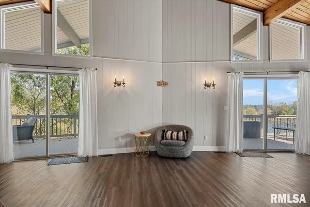 $305,000 | 12 Quail Lane, Jacksonville, IL 62650