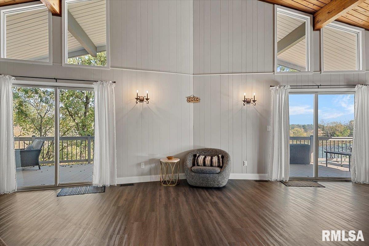 12 Quail Lane Jacksonville, IL 62650 - Photo 6 of 50