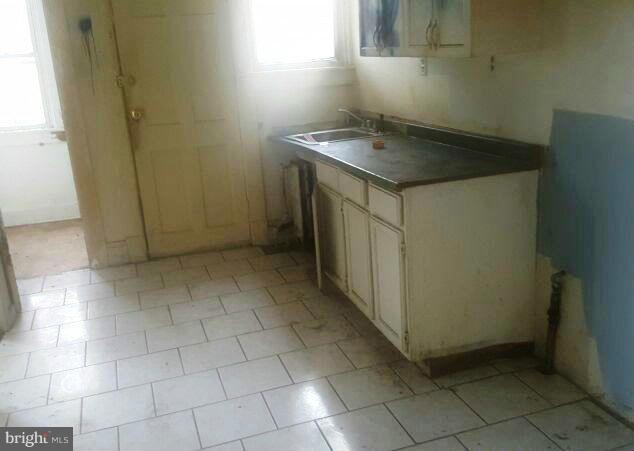 4634 Belair Road Baltimore, MD 21206 - Photo 4 of 4 Interior (General)