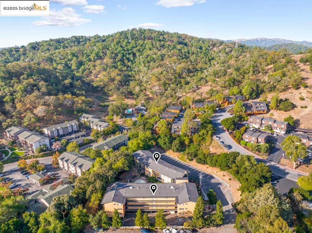 195 Los Robles Road Novato, CA 94949 - Photo 15 of 26 an aerial view of a house