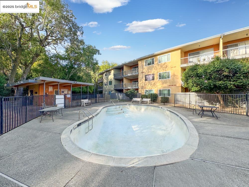 195 Los Robles Road Novato, CA 94949 - Photo 25 of 26 a view of swimming pool with outdoor seating