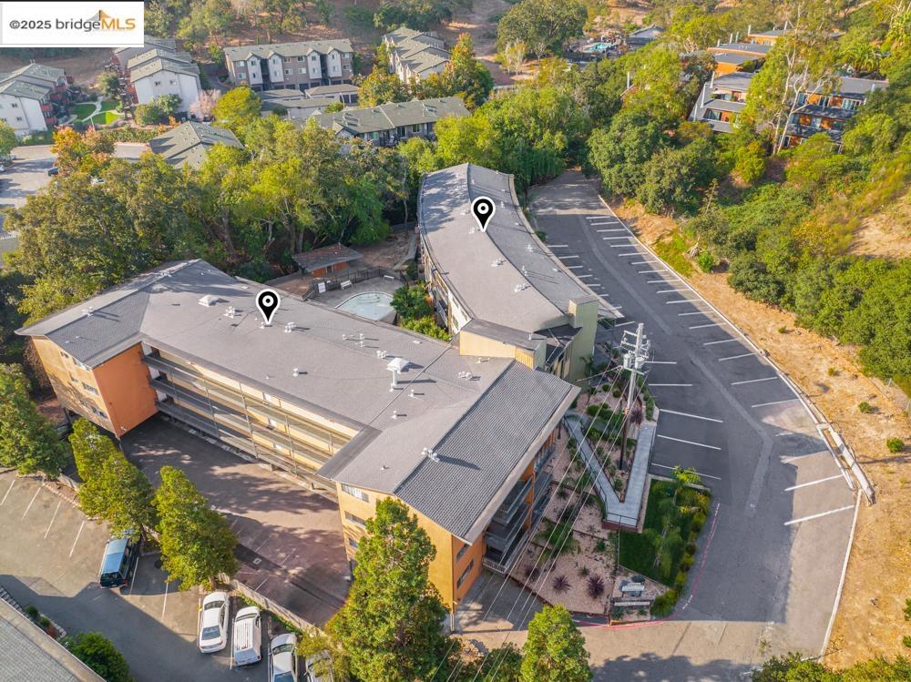 195 Los Robles Road Novato, CA 94949 - Photo 3 of 26 an aerial view of a house with a garden