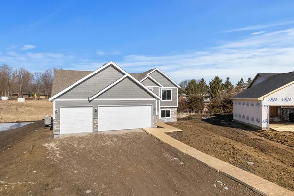 $479,280 | 605 Sienna Drive, Watertown, MN 55388