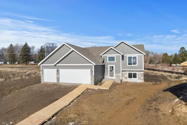 $479,280 | 605 Sienna Drive, Watertown, MN 55388