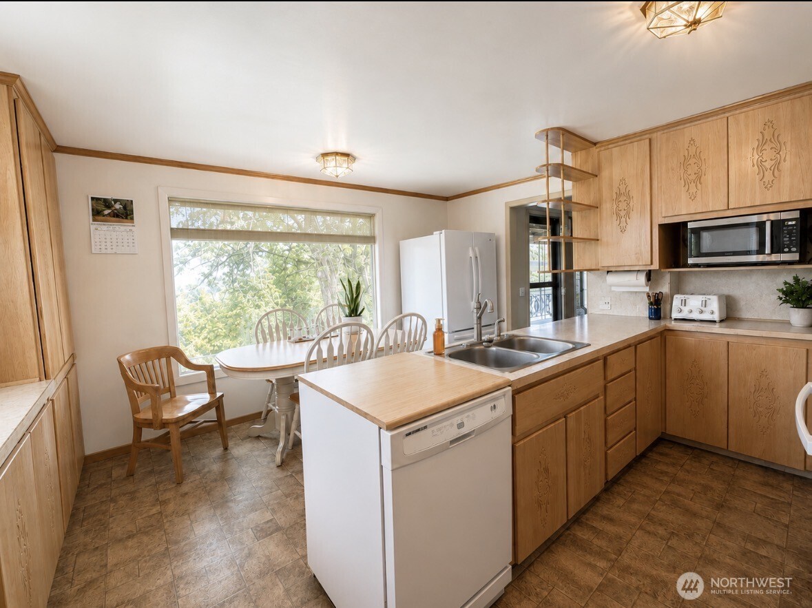 16 Mossy Rock Road Oroville, WA 98844 - Photo 16 of 40