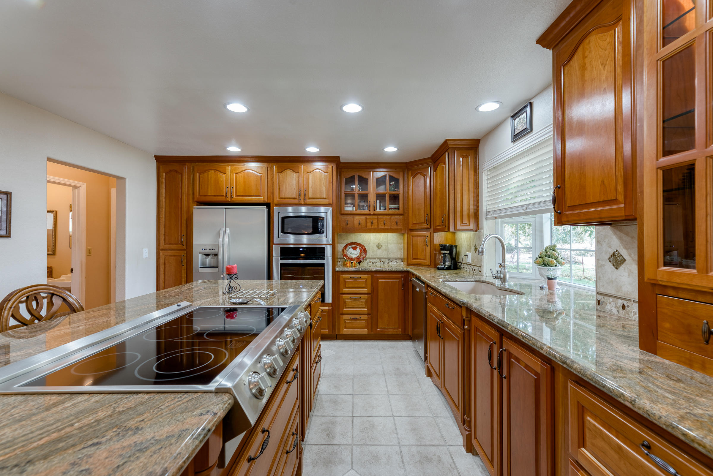 19970 Loafer Way Redding, CA 96002 - Photo 6 of 20 a kitchen with lots of counter top space