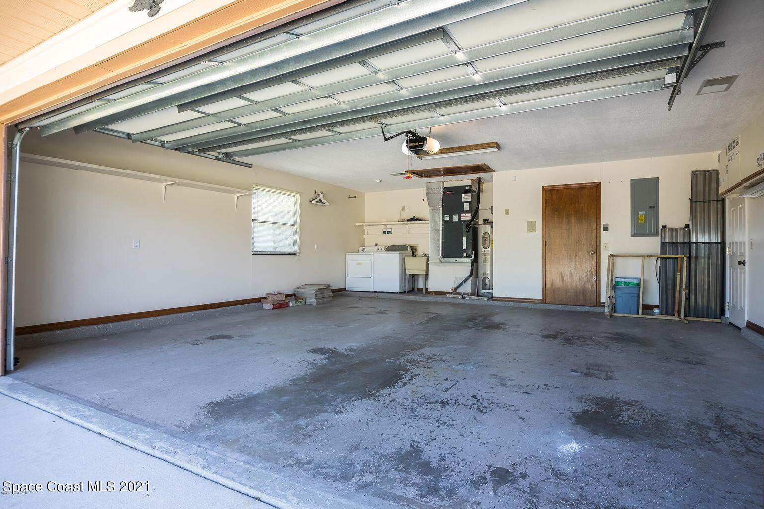 376 Trier Road Northwest Palm Bay, FL 32907 - Photo 13 of 16 a view of empty room