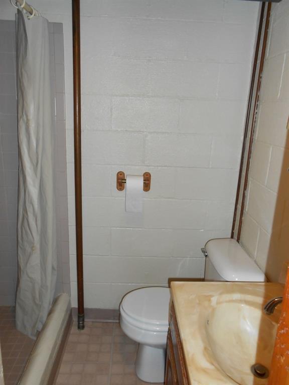 68 Baker Station Road Amity, PA 15311 - Photo 21 of 24