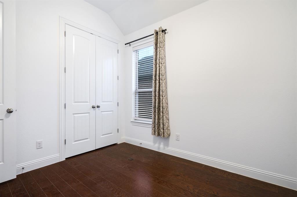 2144 Spencer Lane Carrollton, TX 75010 - Photo 11 of 31 Bedroom 2
