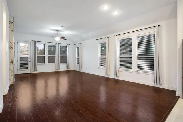 $3,000 | 2144 Spencer Lane, Carrollton, TX 75010