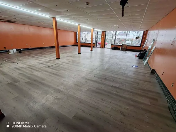 $2,700 | 200 Main Street, Binghamton, NY 13905