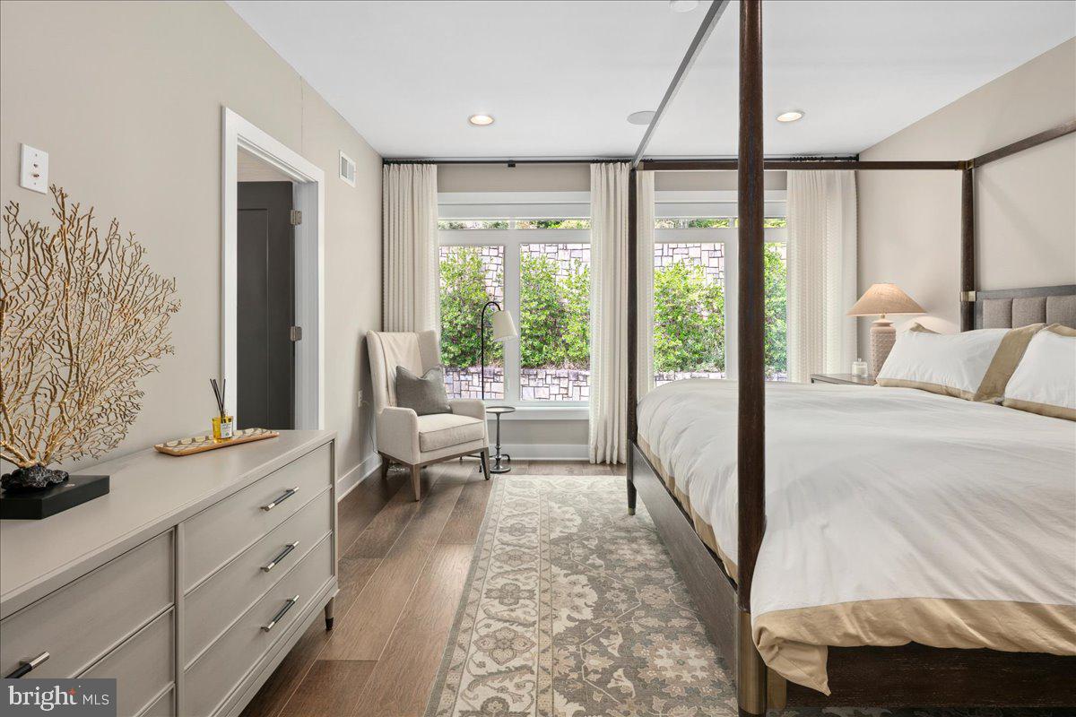 8129 River Road Bethesda, MD 20817 - Photo 33 of 84