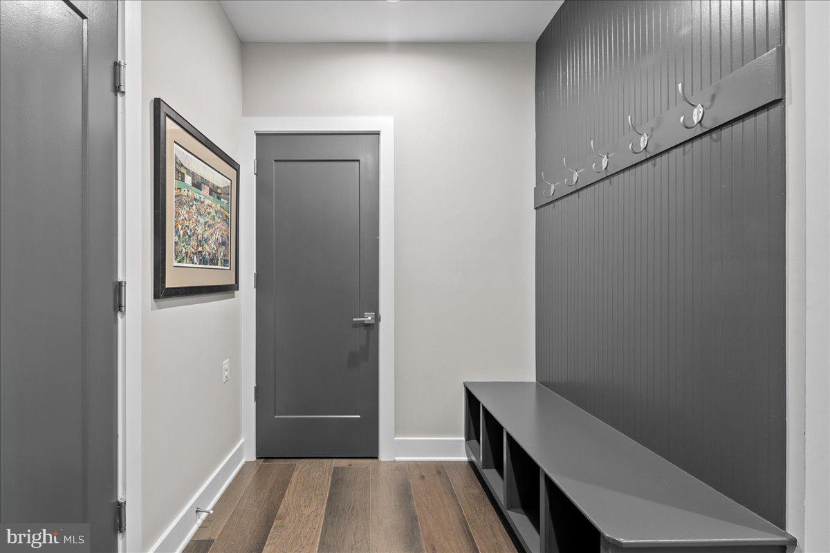 8129 River Road Bethesda, MD 20817 - Photo 10 of 84